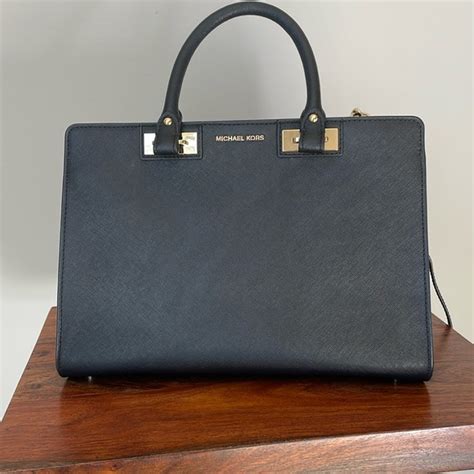 michael michael kors quinn large saffiano leather satchel|Michael Kors edith large satchel.